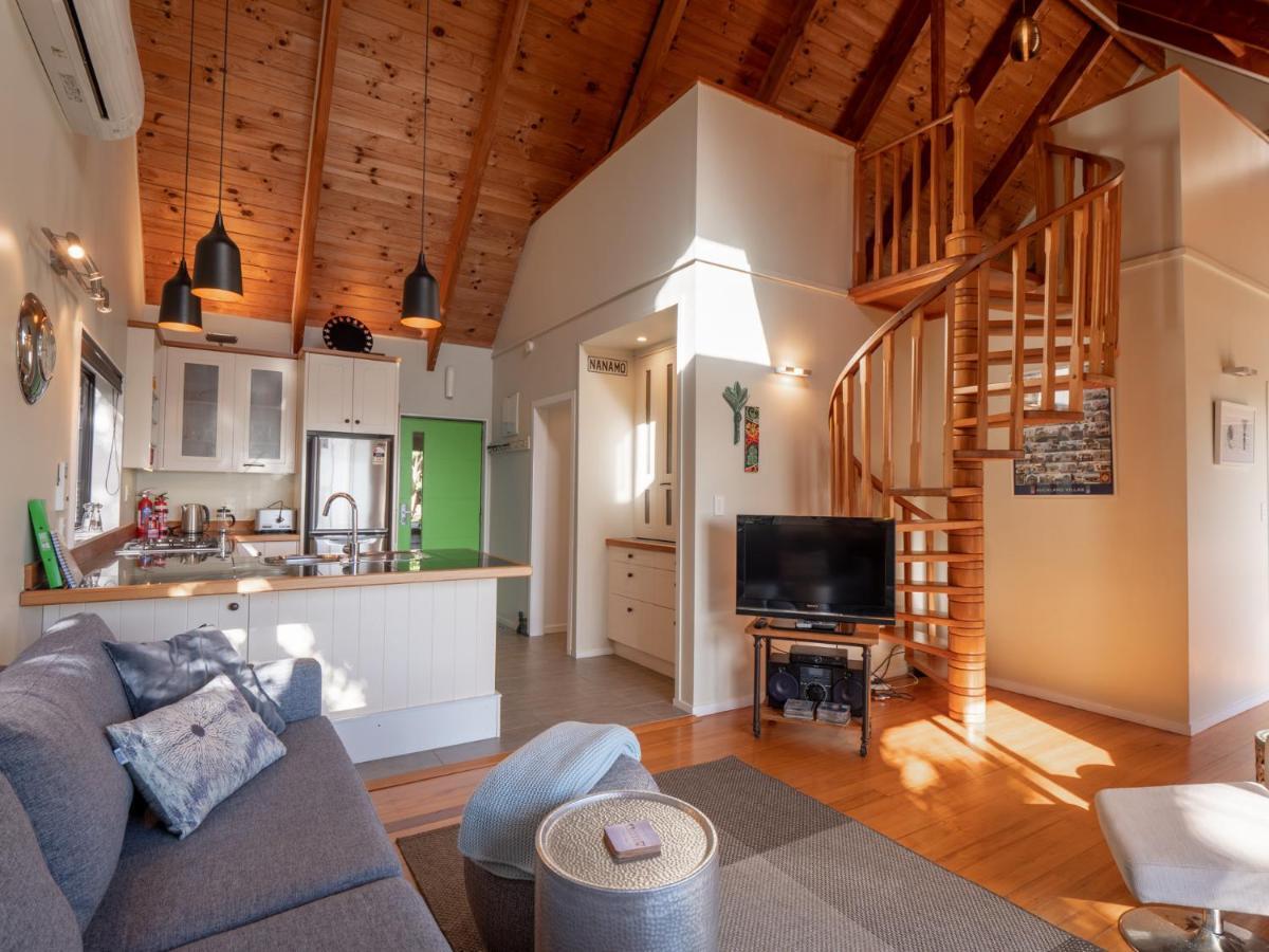 Whisper Cottage Onetangi Kültér fotó